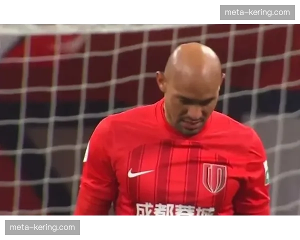 韦世豪边路突破制造威胁 蓉城攻击手亚冠赛场表现活跃